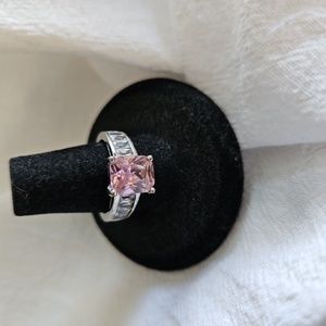 Pink and clear crystal size 7.5 ring in sterling silver